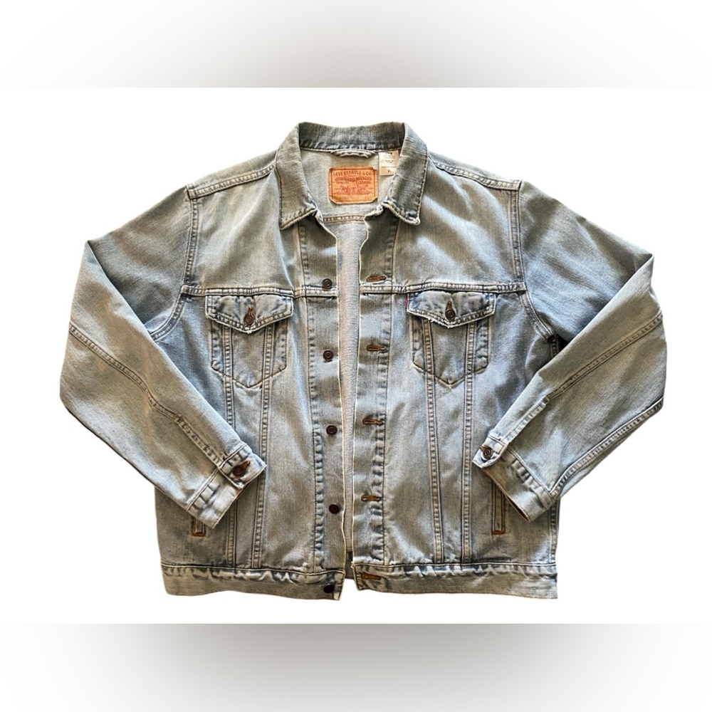 Vintage men’s Levi’s jacket